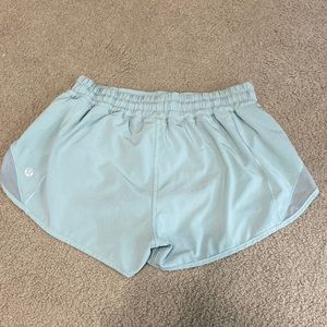 Lululemon low rise hotty hot shorts